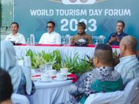 Peringati Hari Pariwisata Dunia,Poltekpar Lombok Gelar WTDF 2023